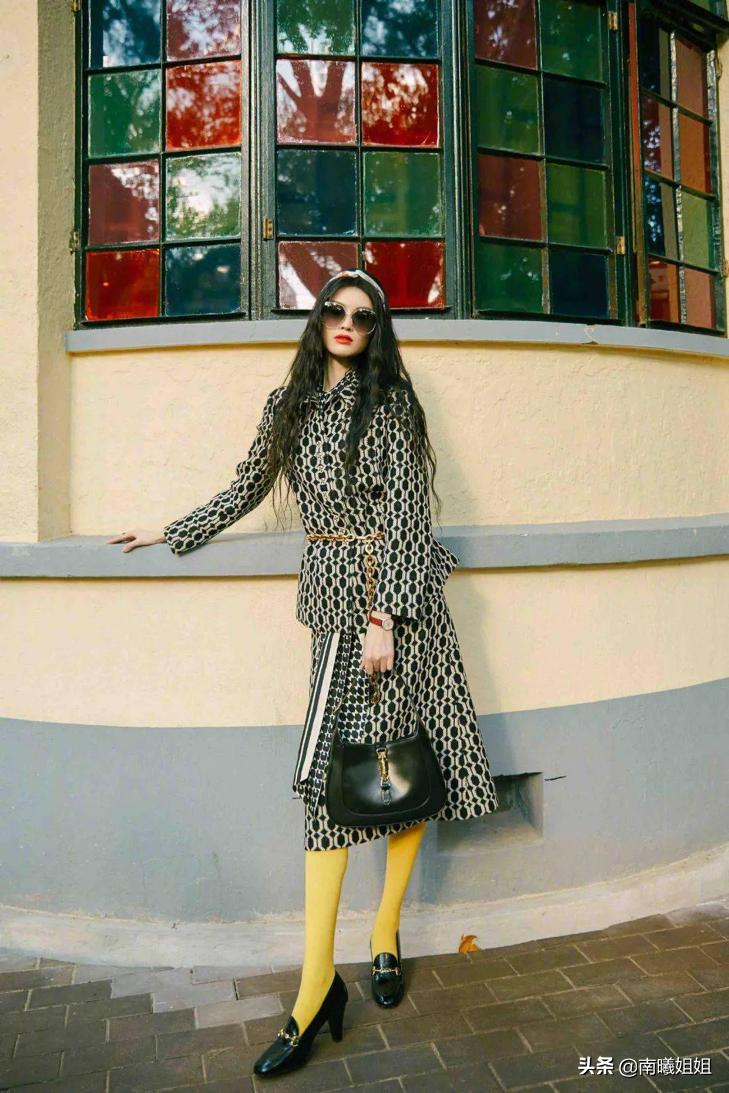 夏天袜子穿搭小技巧,夏天正确穿袜子方式