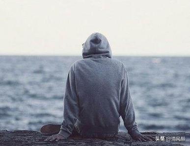 男人心累的图片说说,微信说说心情经典句子男