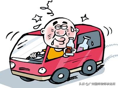 被车撞成骨折一般能索赔多少钱,被车撞了怎么赔偿不超过多少钱