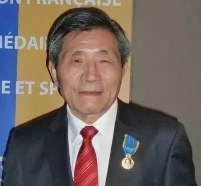 这位宝应籍老人，是国际有名的现代“手搏之父”