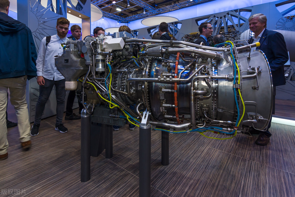 全球十大顶级航空公司,全球最牛的三大汽车公司