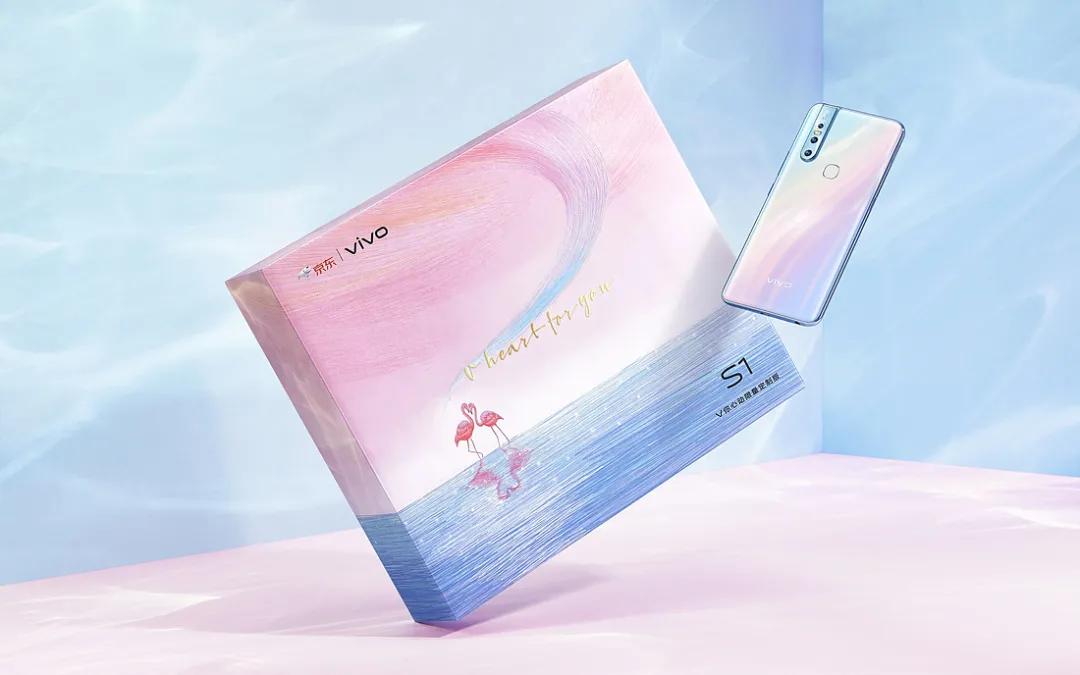 描摹梦境的魔术师,靠画“圈圈”火遍全网