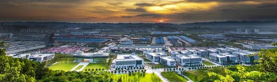 大型绿地公园,25万平方人工湖