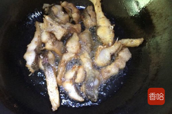 去除鱼腥最好方法,做鱼时如何去除鱼腥味