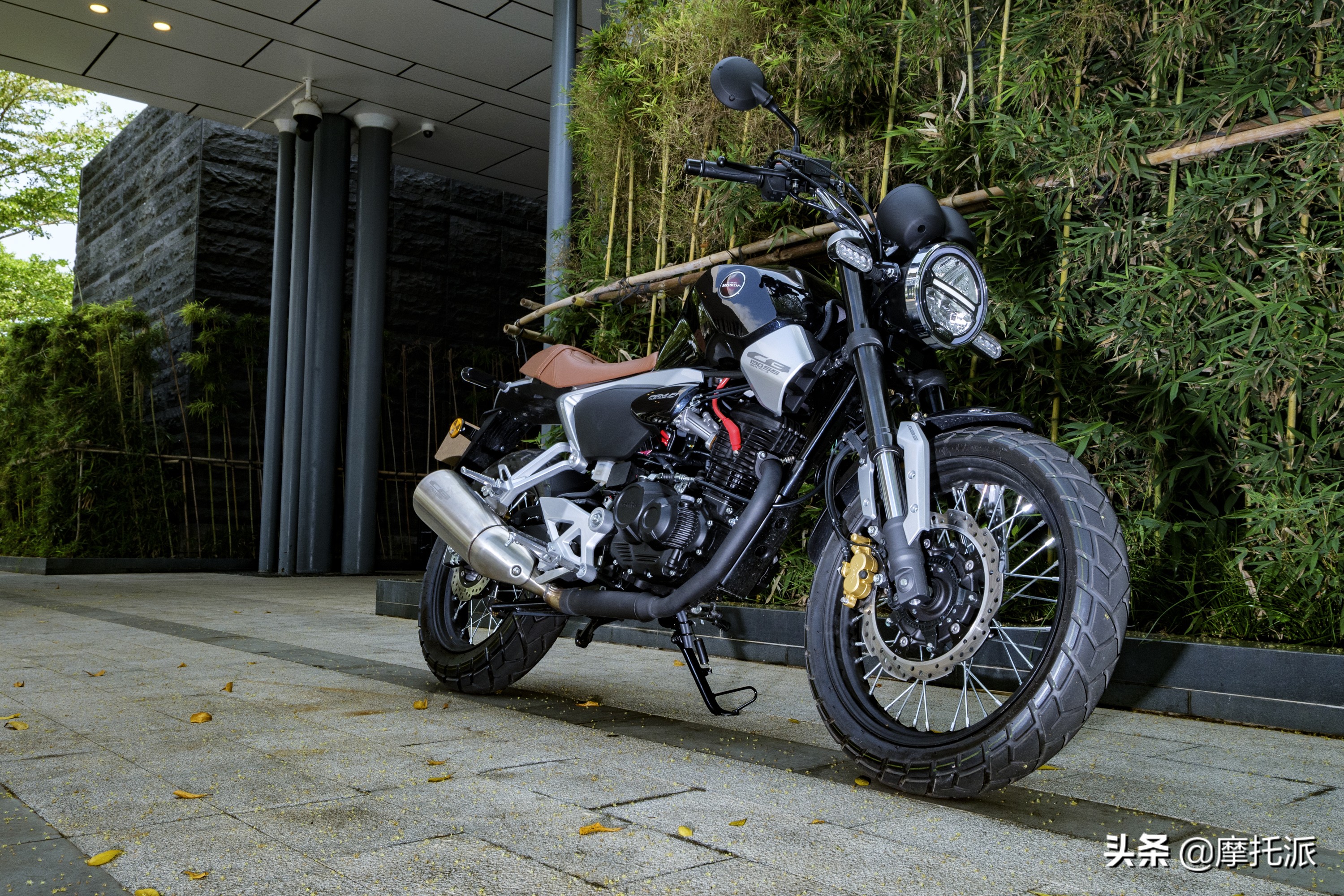 五羊本田鸷道190ss深度测评,新大洲本田cbf190tr和鸷道190