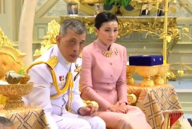 美不过西拉米，强不过苏提达，受宠的诗妃前路未卜，地位尴尬