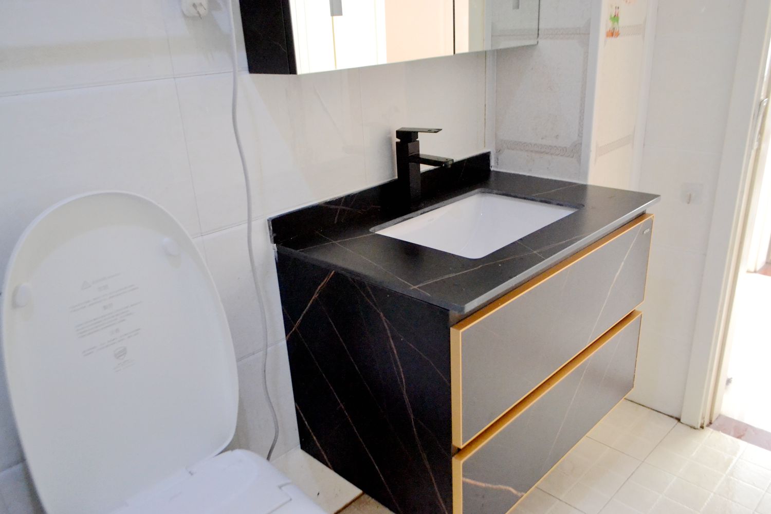 又在交智商税？选错浴室柜，入住才发现各种坑！入手希箭谈谈感受