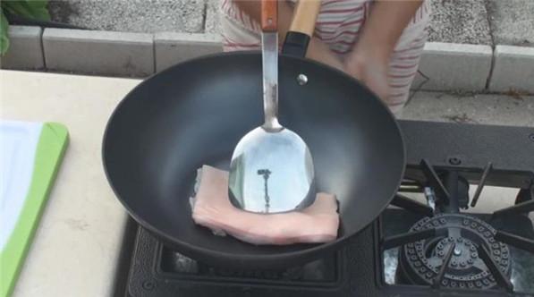 买了铁锅怎么弄好用不粘锅,不粘锅开锅的正确方法铁锅