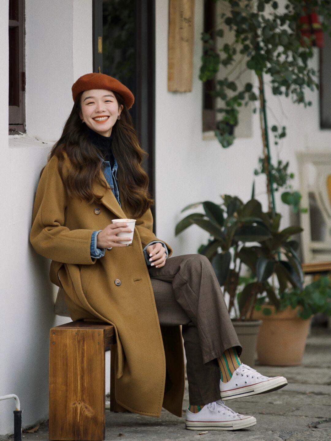 驼色羊绒大衣最佳颜色,驼色大衣推荐什么年纪