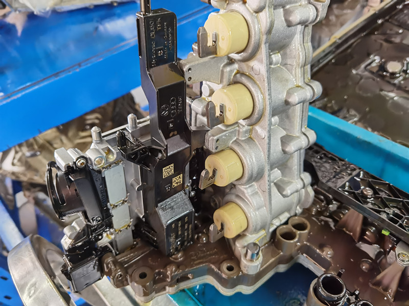 更换变速箱和维修变速箱哪个快,一般维修变速箱要多少钱