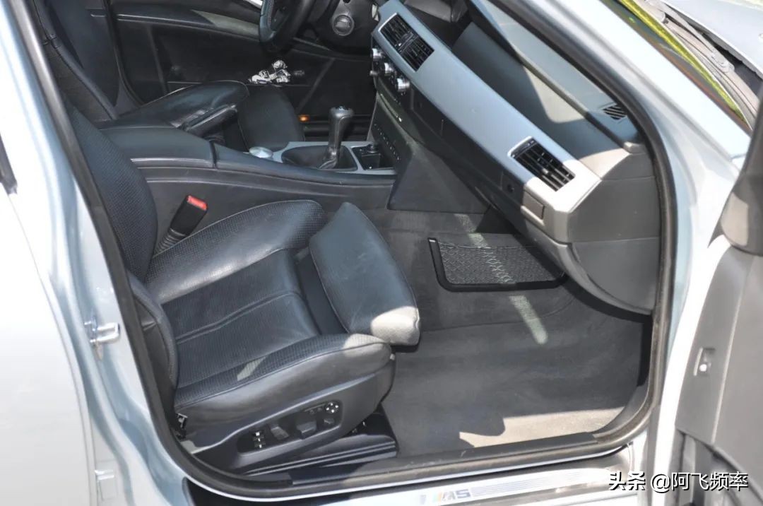 宝马e60m5手动挡,宝马e60m5手动挡二手车