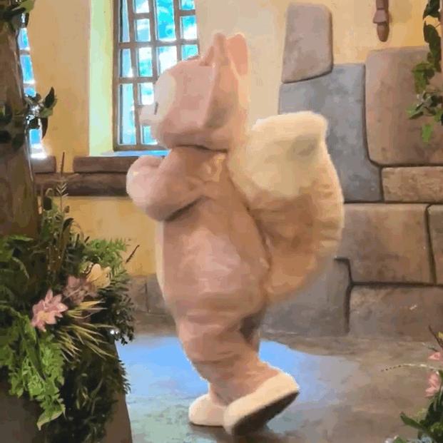 迪士尼川沙妲己周边价格,上海迪士尼门票暴涨350%