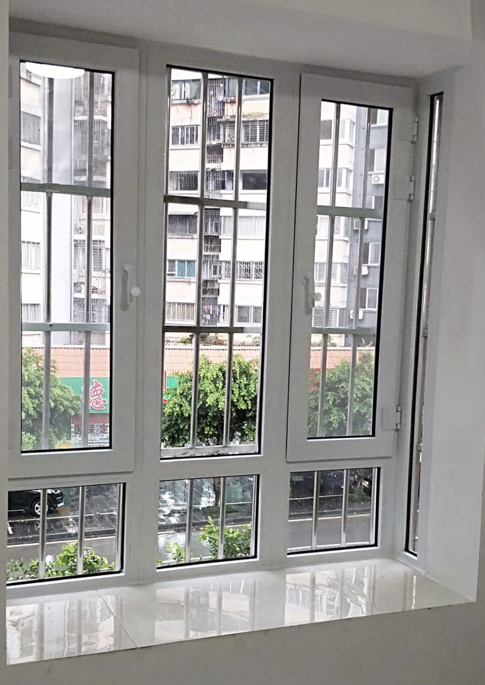 马路边用什么玻璃隔音,加装隔音玻璃窗能隔绝马路噪音吗