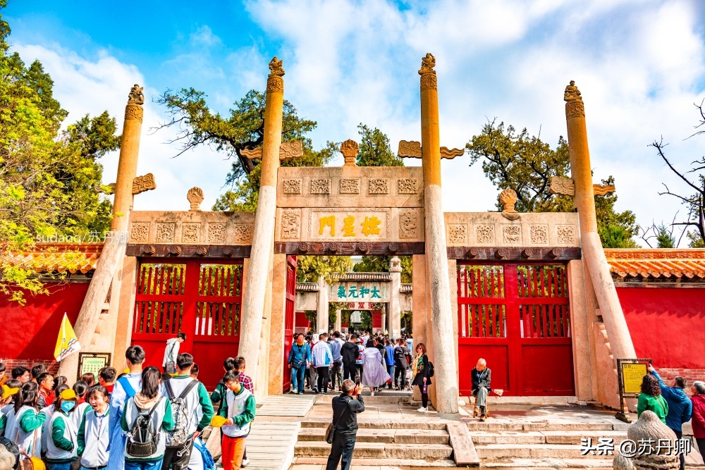 被梁思成称为中国第一国宝的建筑,梁思成曲阜孔庙主要内容