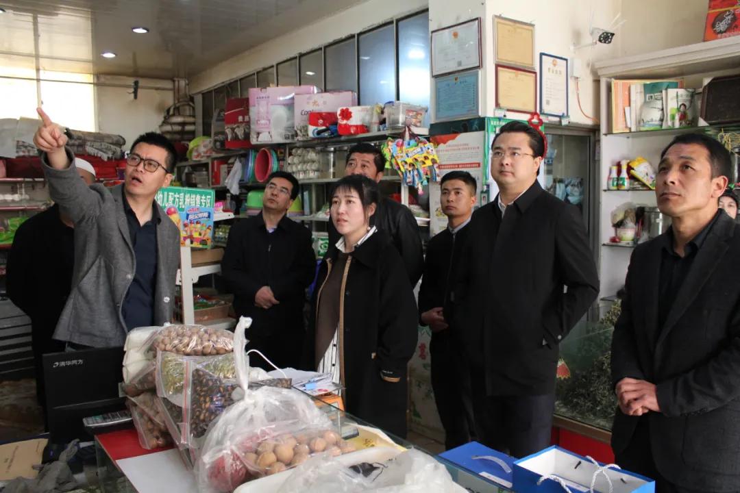 商务厅到我县调研电商发展,商务厅领导调研农村电商物流