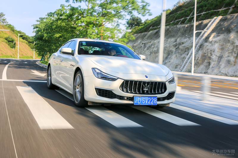 玛莎拉蒂ghibli和s350,玛莎拉蒂ghibli测试评价