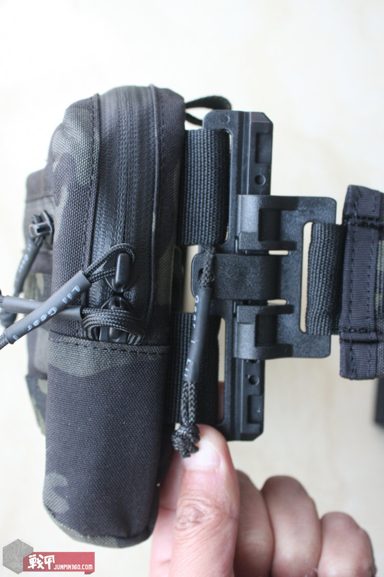 胸中有丘壑心中有乾坤,胸中有丘壑腹里有乾坤