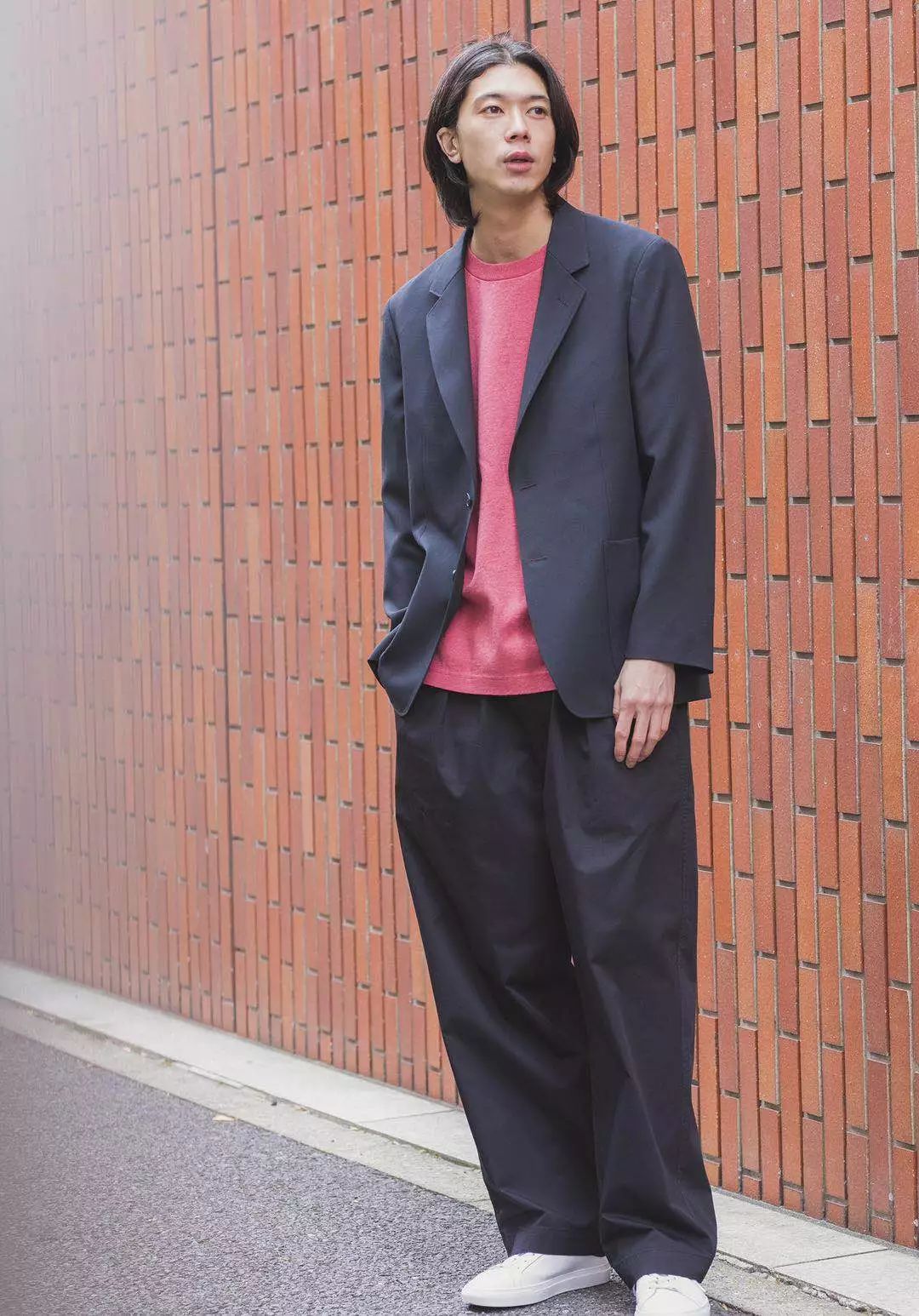 夏天到了你会穿什么衣服,夏天到了你会穿短袖吗是什么梗