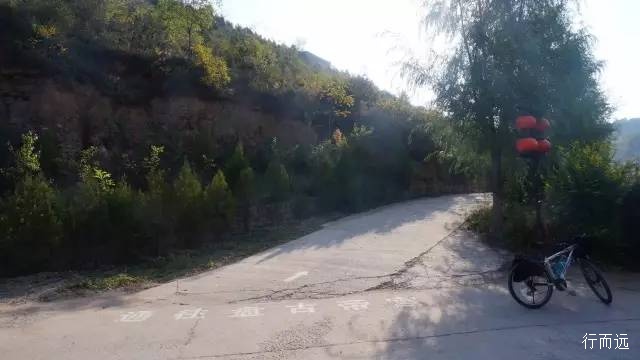 骑行夫子岭-京娘湖,穿越峻极关又进景区了,到河北是一路的美景