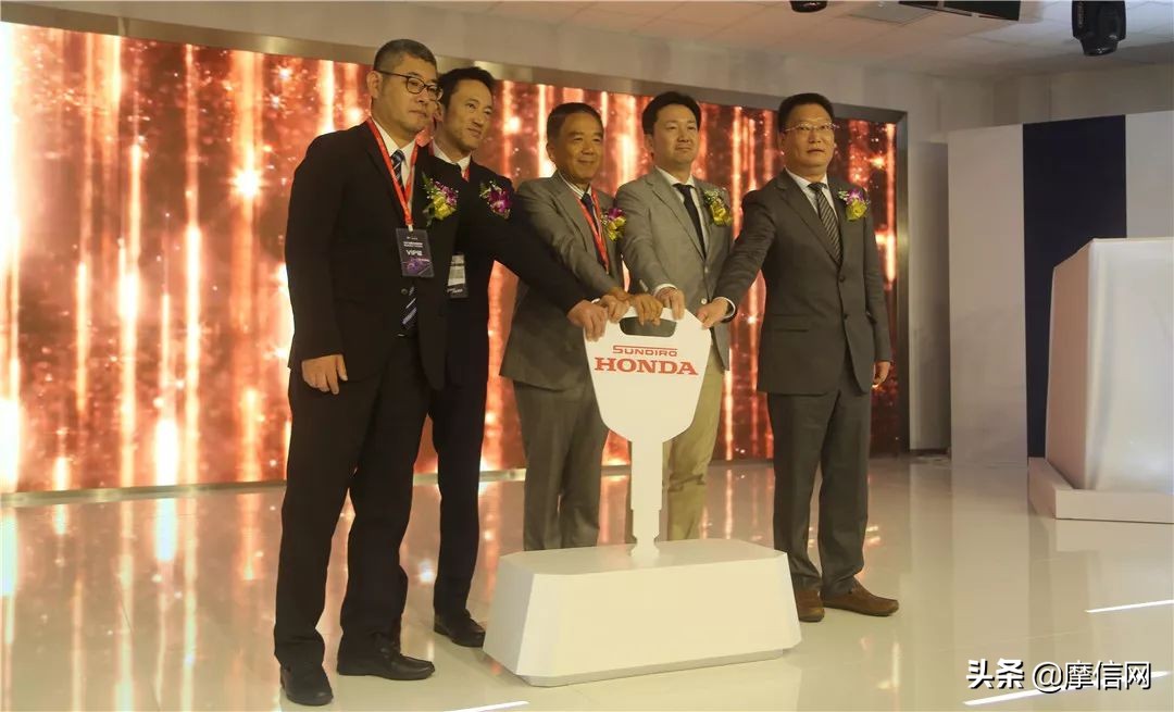 cbf190tr本田箱子,新大洲本田cbf190tr对比190ss