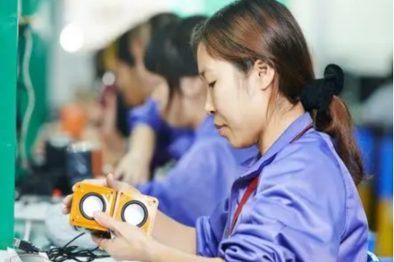 宁愿两三千坐办公室也不进厂,宁愿当苦力也不坐办公室