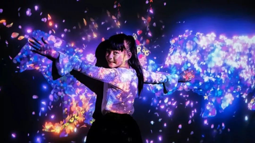 天河潭灯光秀,天河潭灯光艺术展