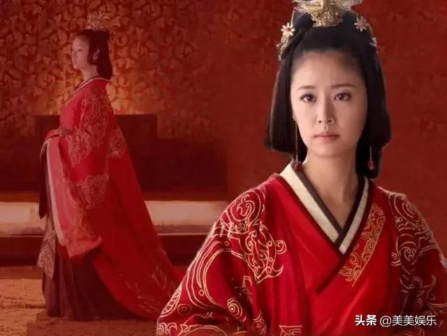 真性情？发文怒斥代拍，和杨幂亲密互动否认不和？