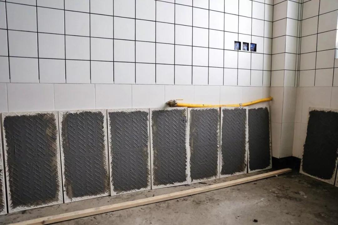 凡塔斯建材科技有限公司,凡塔斯瓷砖背胶教程