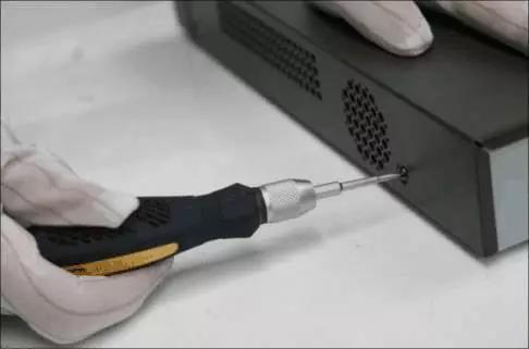 台式电脑增加硬盘的接线方法,台式电脑第二块硬盘怎么接线