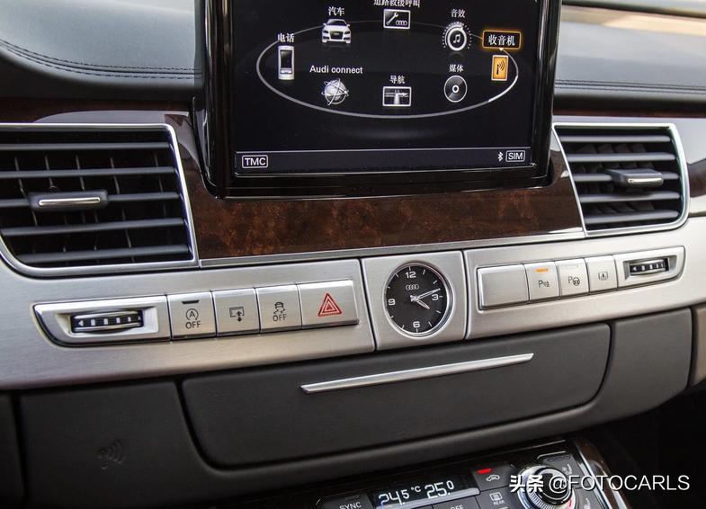 奥迪2014款a8l6.3fsiw12quattro专享型,奥迪a82006款a8l6.0w12quattro旗舰型