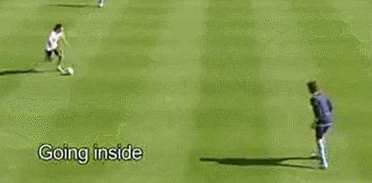 梅西观看自己过人,梅西过人的搞笑视频