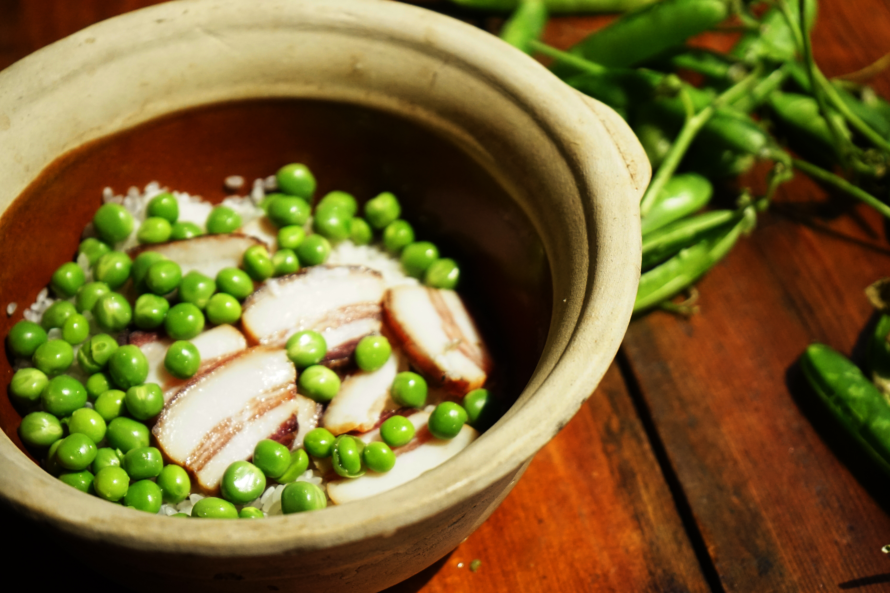 米饭咋吃最好吃,米饭这样吃真过瘾简单美味又快速