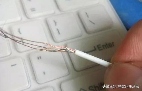 有线耳机的正确用法你都知道吗,一个键的有线耳机使用方法