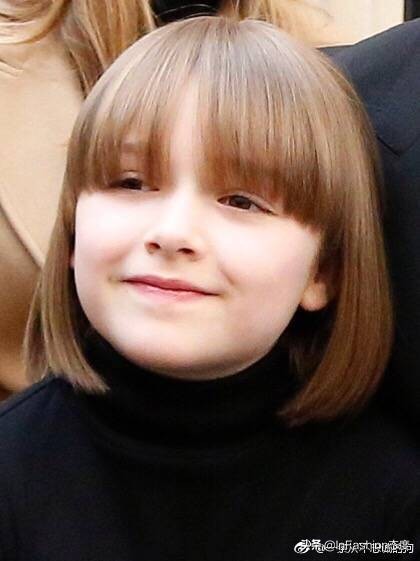 贝嫂和小七打扮成世界名媛,贝嫂带小七美容