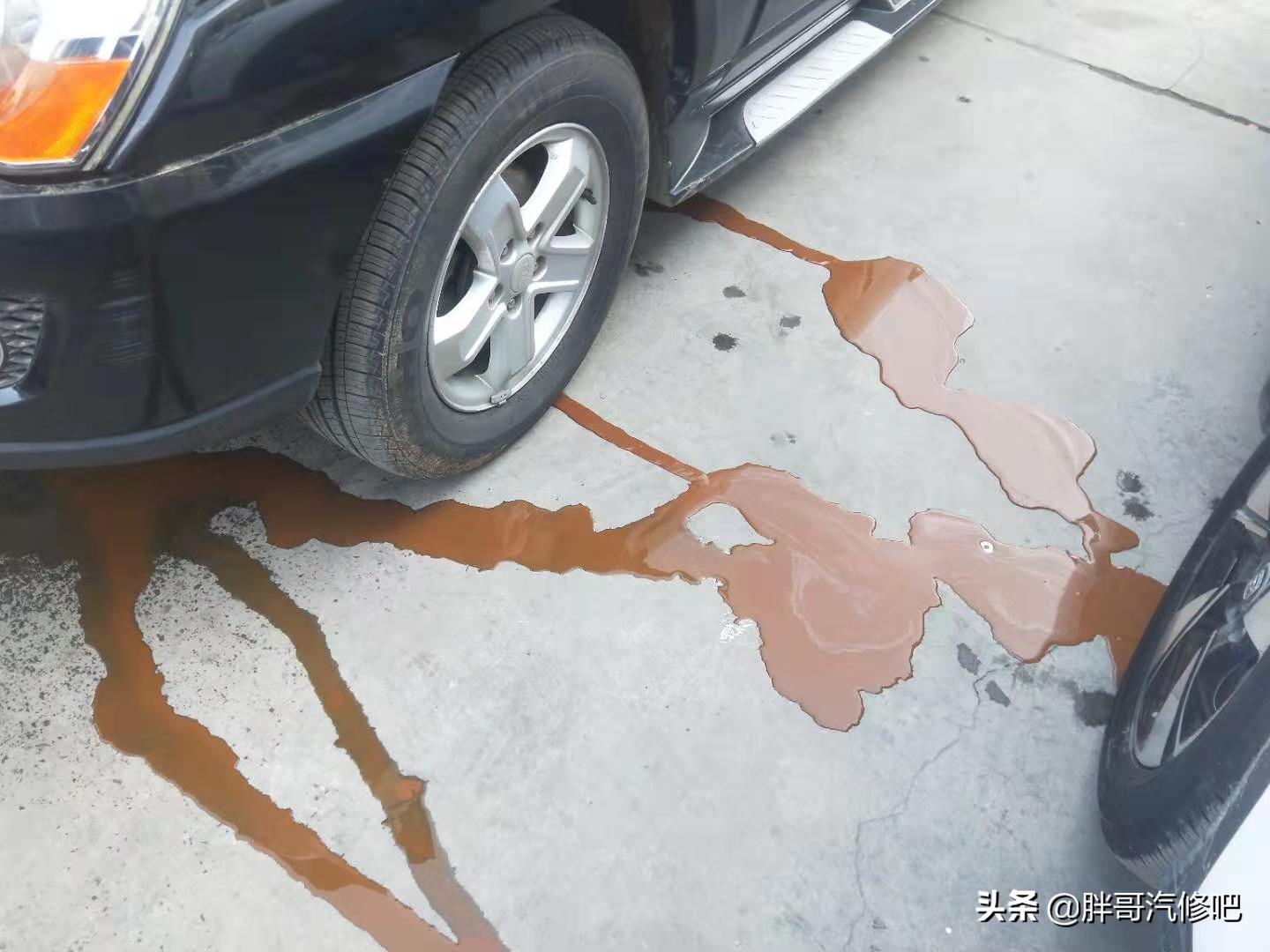 更换防冻液需要清理暖风水箱吗,清洗防冻液水箱的正确方法