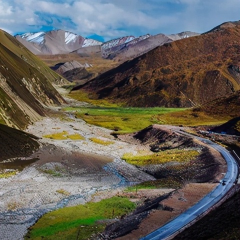雅丹一日游最佳去处,水上雅丹游玩避坑
