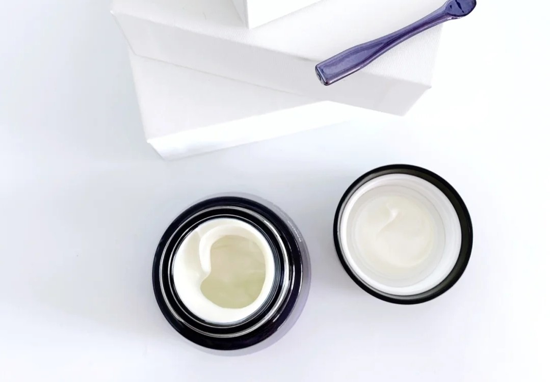 女孩买护肤品选哪几样,女人买护肤品买什么品牌