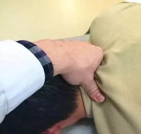颈椎痛、肩胛痛，你还在用手揉？