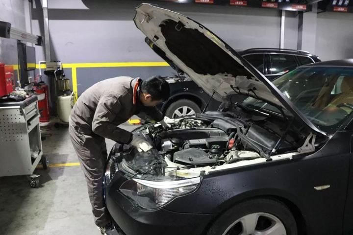 去4s店保养车还是去修车厂好,去4s店和汽修店做保养有什么区别