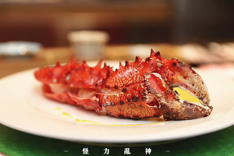 无边泳池、宝藏日料、马杀鸡，藏在湖滨南的星级酒店承包我一整天