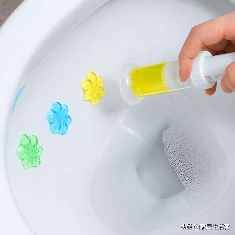 马桶盖是放平还是扶起来,马桶盖不用竖起来