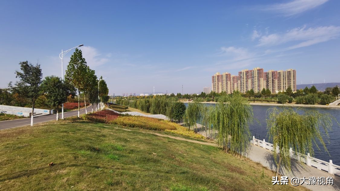 中原煤城平顶山,平顶山新城区的发展历程