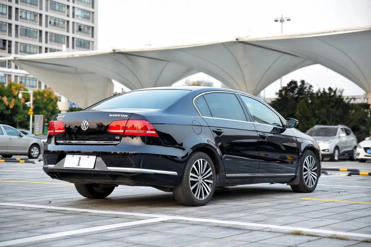 大众迈腾3.0V6旗舰尊享版,3.0v6大众迈腾二手值得买吗