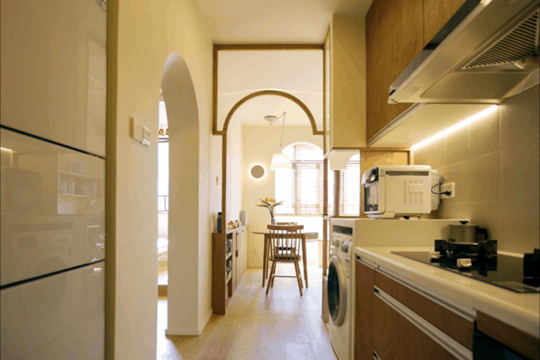 从180㎡搬到45㎡,三口之家越住越小,女儿却说现在最好