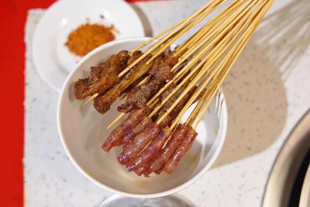 饿了吧？是时候放出这一波串串店啦，拯救黑色周一！