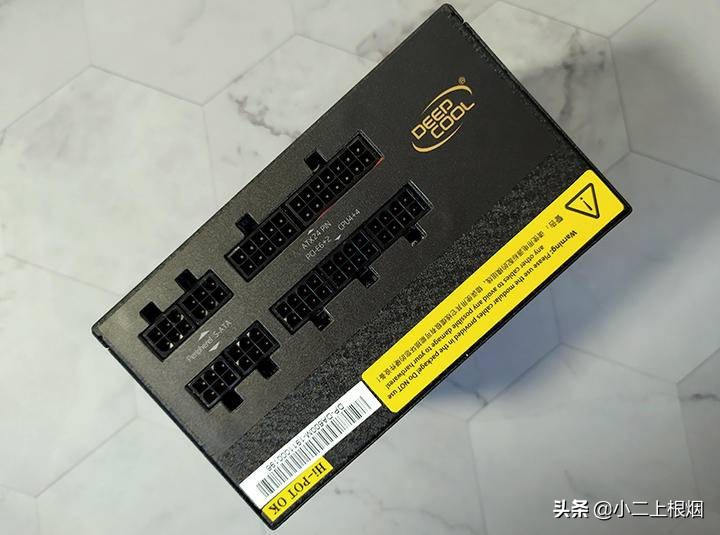 搞机日记：全模组全日系电容，用它作电脑的心脏，妥