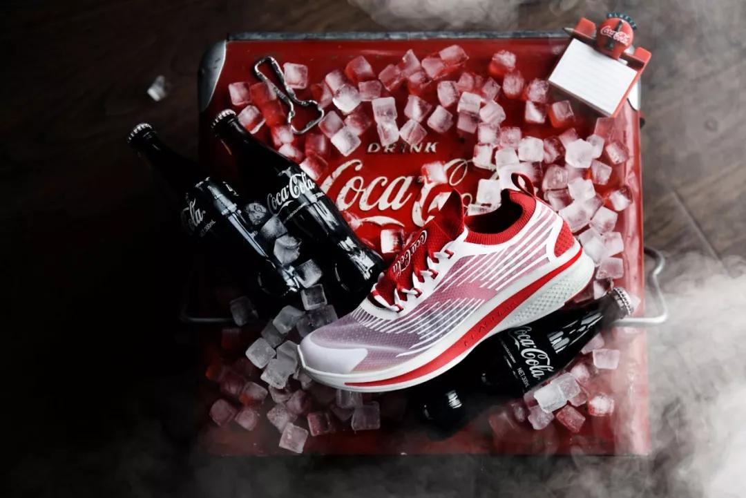 李宁超轻17是竞速跑鞋吗,李宁轻量跑鞋arbl037测评