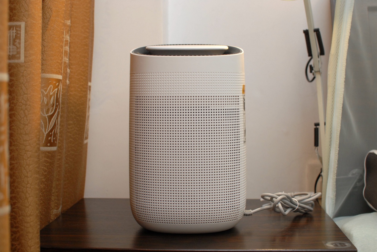 入手百元净化*湿机除**,彻底解决南方城中村小伙烦恼