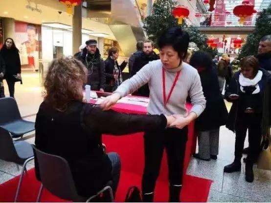 指尖上的非遗！深圳这位大师用“点穴疗法”解决打工人顽固病痛