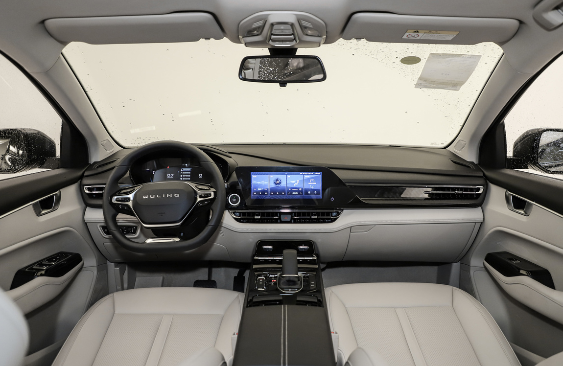 五菱凯捷七座混动最新款介绍,什么车对比五菱凯捷更好更实用